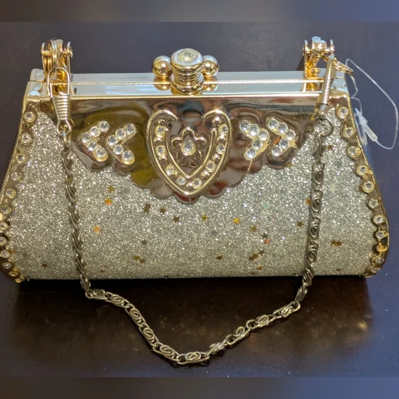 Stunning Silver / Gold Evening Clutch. NWOT - Picture 2 of 12